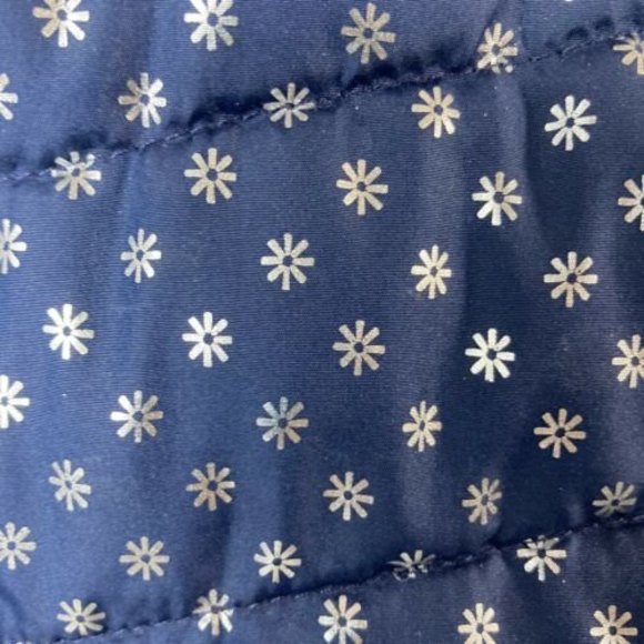 GAP Kids Girls Medium Puffer Vest Full Zip Blue With Silver Snowflakes Accent - Picture 3 of 7